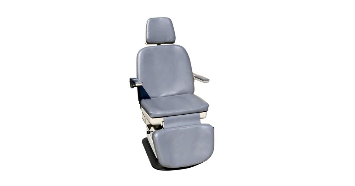 How the Right Podiatry Chair Affects Patient Comfort