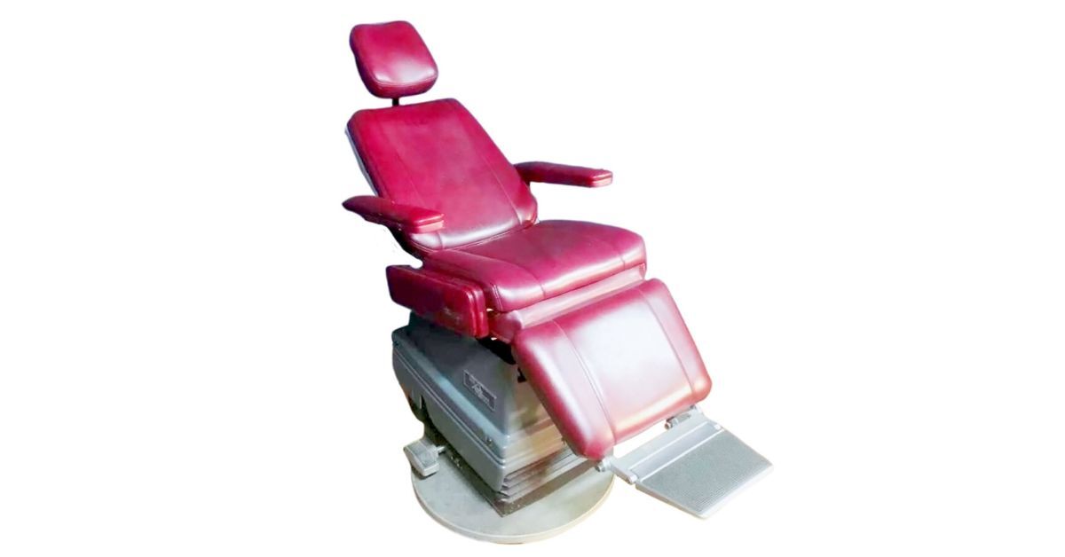 6 Insider Tips on Buying Refurbished Examination Chairs